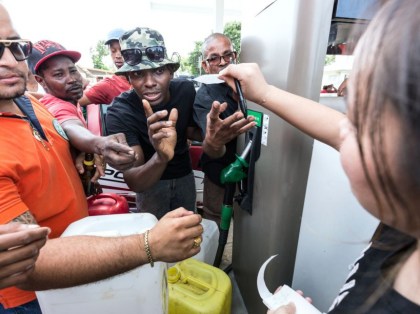 FRANCE-OVERSEAS-GUIANA-SOCIAL-LABOUR-DEMO-STRIKE